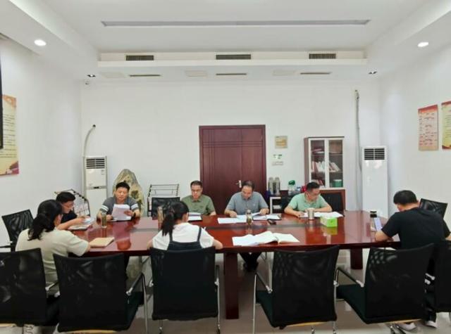 地礦置業(yè)公司黨支部舉辦 “清風(fēng)課堂?百名書(shū)記話(huà)清廉”專(zhuān)題黨課報(bào)告會(huì)